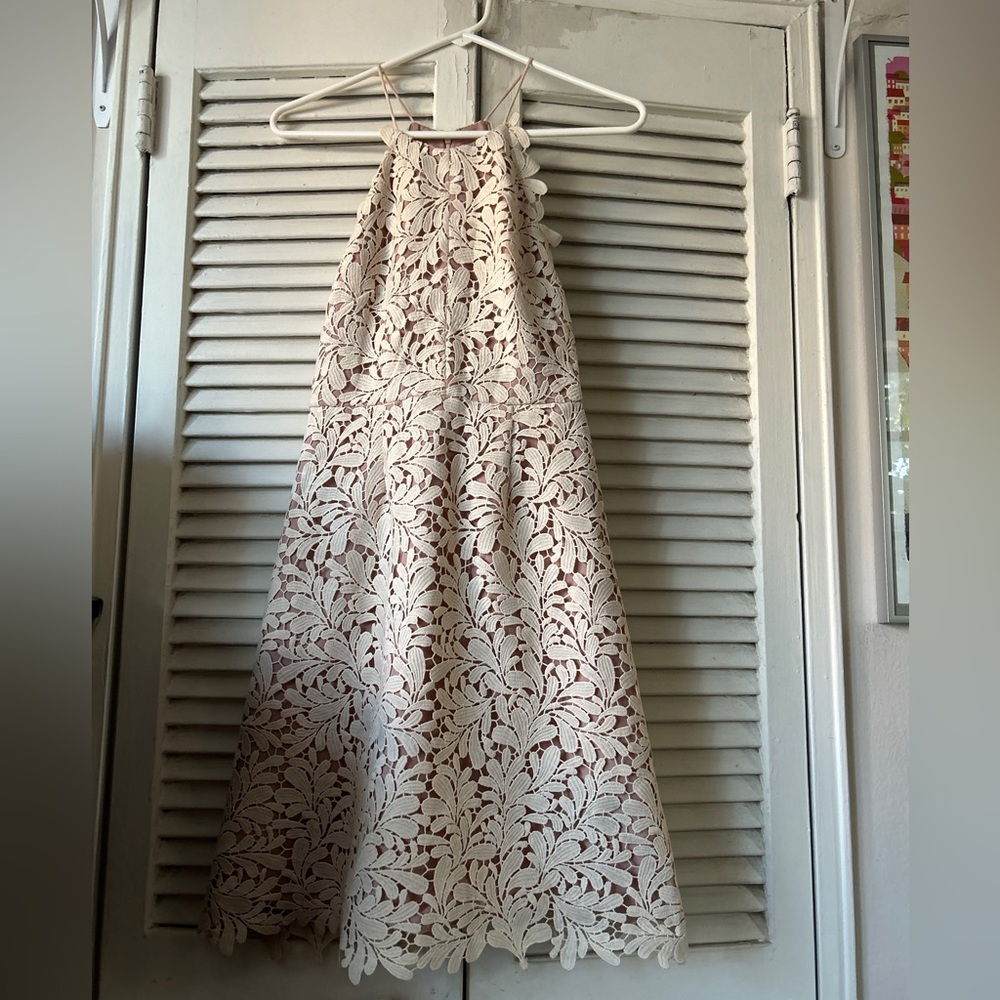 Elegant Lace Halter Dress